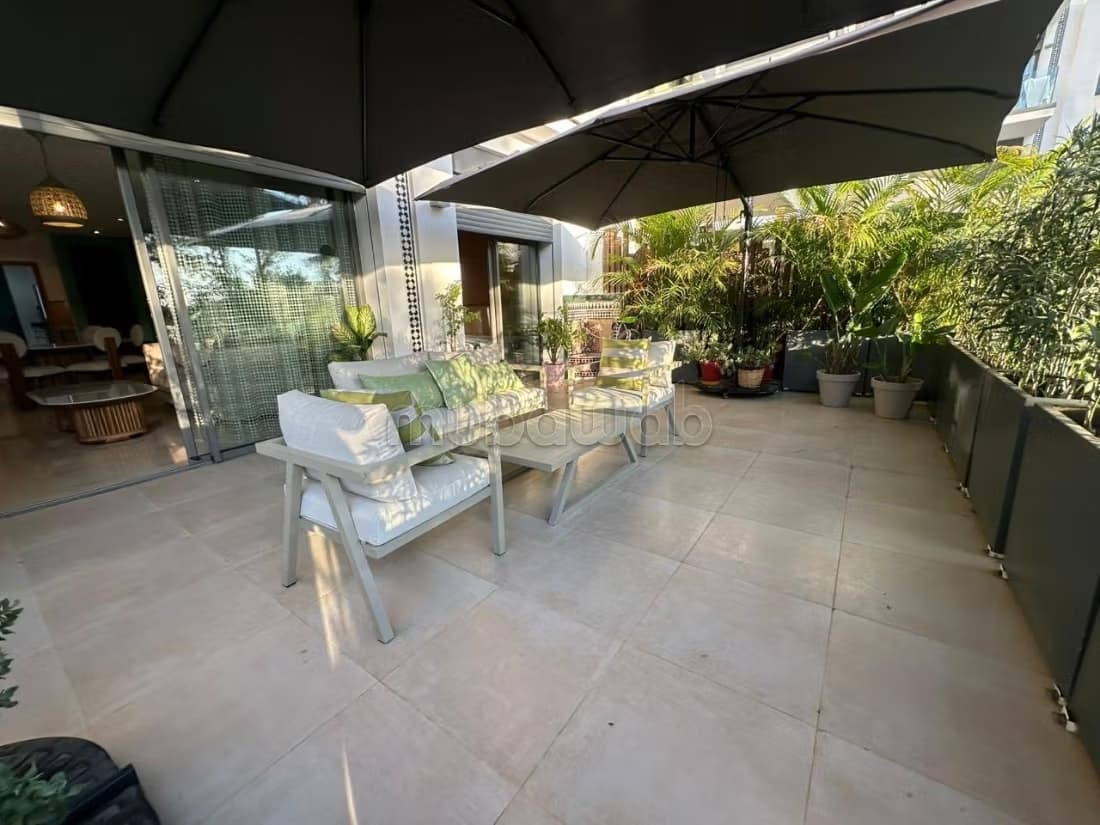 flat فخم للبيع في سوسة